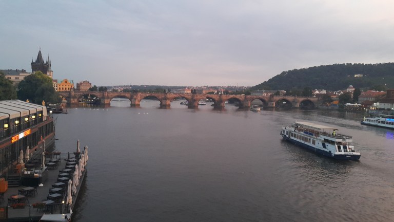 Praga por Fernanda Prats @pratserie