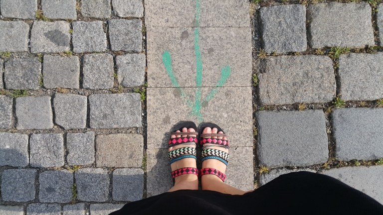 sandália colorida @pratserie