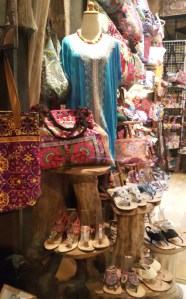 Loja Ubud Bali @pratserie