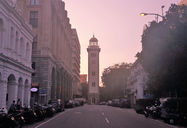 Colombo_fort_Sri_Lanka_by_Fernanda_Prats