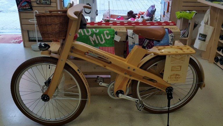 wooden-bike-slovenian-design