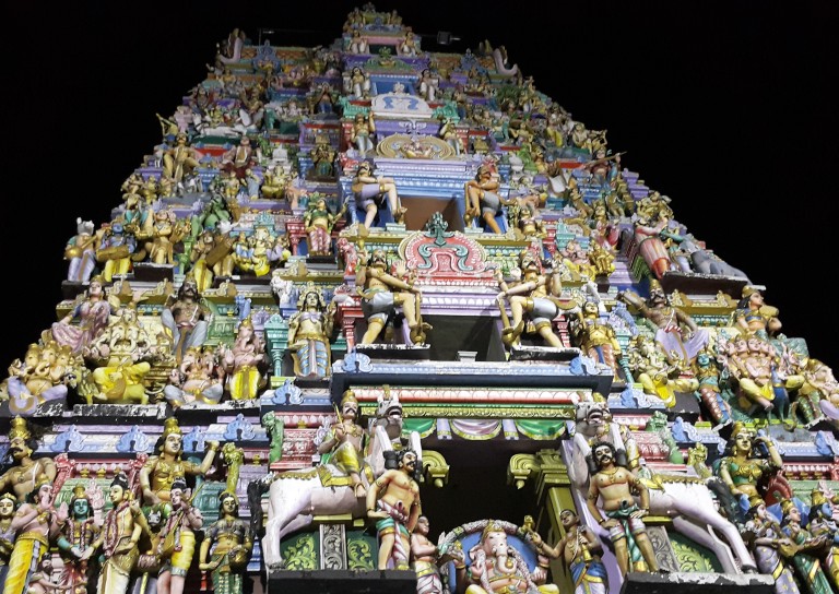 Hindu-Temple-Colombo-Sri Lanka-by- Fernanda Prats-pratserie-blog.jpg