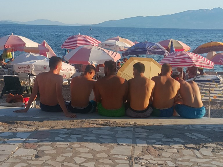 Boys magia na riviera albanesa @pratserie