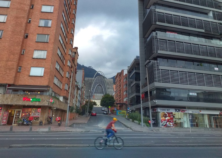 Biking in Bogota, Colombia @pratserie